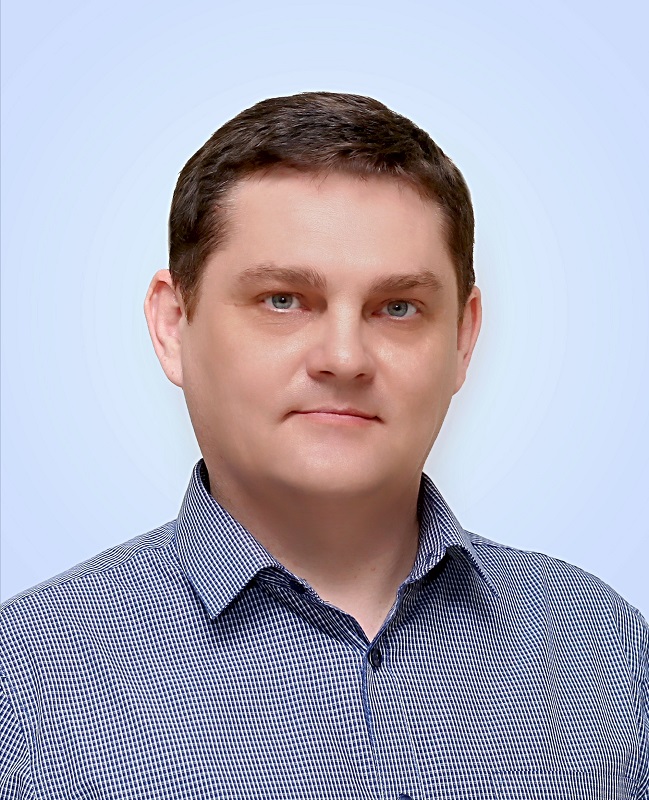 Мартыненко Владимир Владимирович.